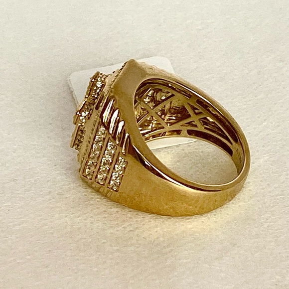 Cubic Zirconium Cross Ring! 9 - Picture 10 of 10